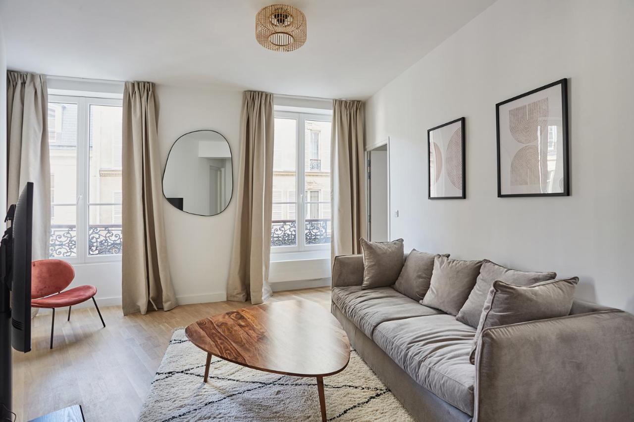 Apartment Center Of Paris By Studio Prestige Luaran gambar